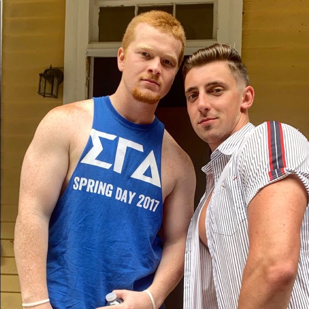 Meet your Posher, Adam